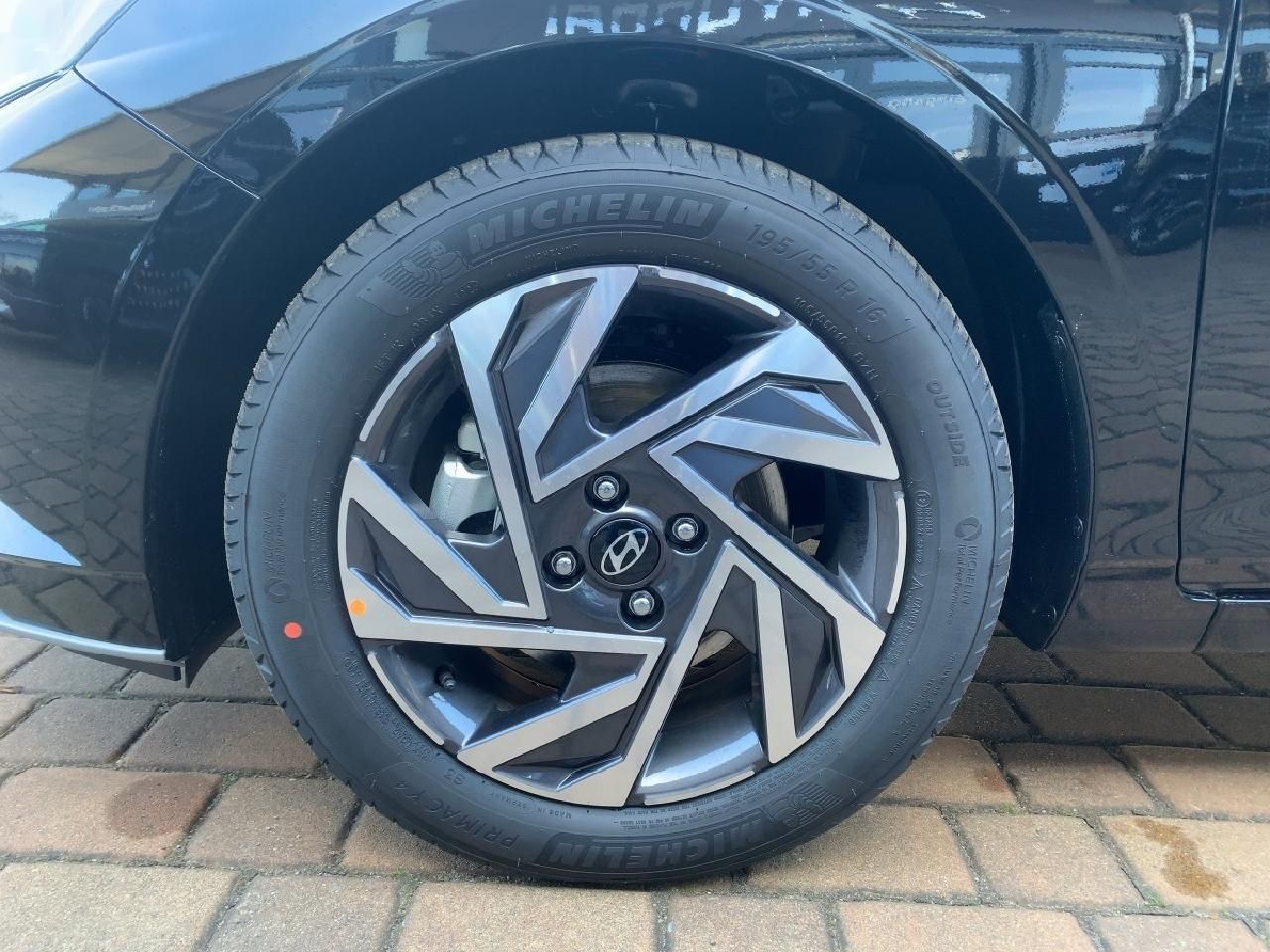 Fahrzeugabbildung Hyundai i20 DCT Trend Powerleasing bis 16.05.26!!!