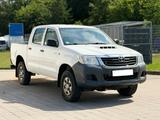 Toyota Hilux-2.5-pick-Up-6Gang-Klima-AHK - gebrauchte Toyota Hilux aus dem Jahr 2012