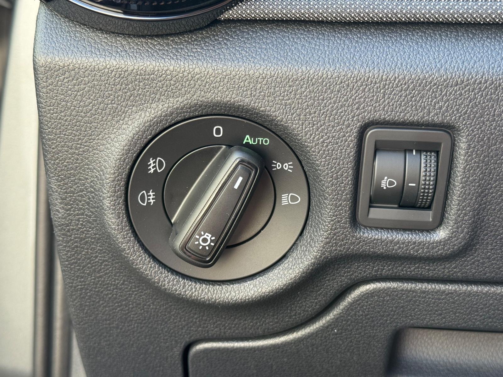 Skoda Fabia Extra Plus 1,0 TSI DSG 2 ZoKlima 2PDC Kame