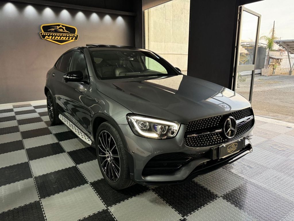 Image of Mercedes-Benz GLC 300