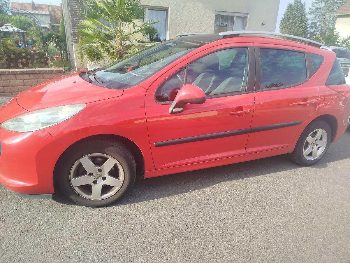 Peugeot 207 2009 — photo 8