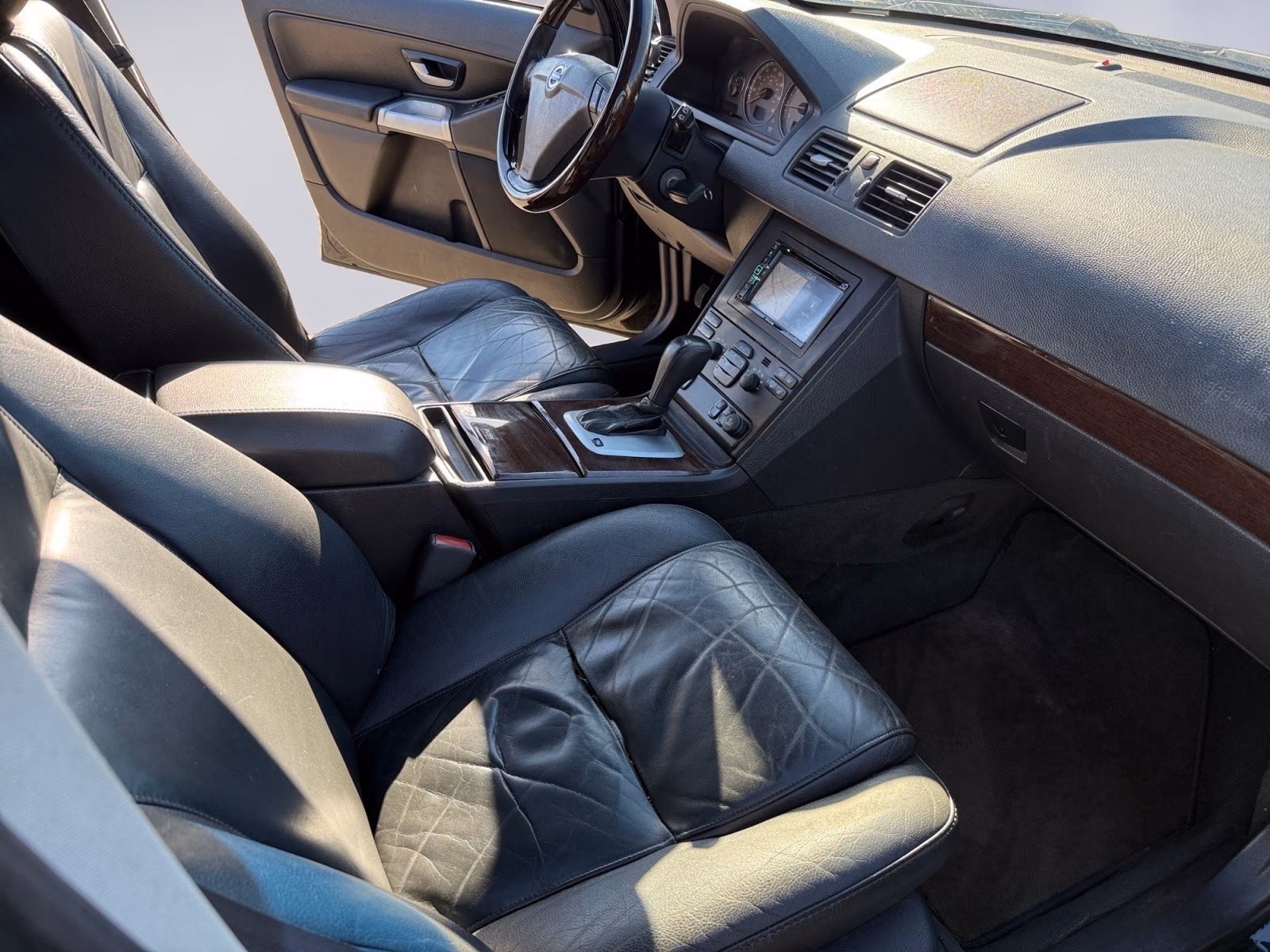 VOLVO XC90 T6 AWD | 272 ch | BVA | TOIT OUVRANT | TOIT PANORAMIQUE | VOLANT EN CUIR | 7-PLACES  | XENON | MÉMOIRE