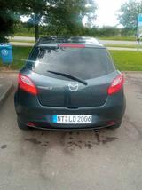 Mazda 2 1.4 Benzin, TÜV 02/2027, Scheckheft - Mazda 2 in Stuttgart