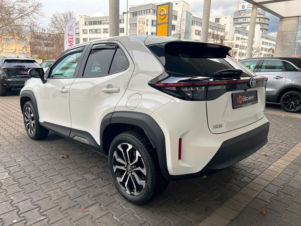 Fahrzeugabbildung Toyota Yaris Cross 1.5 Hybrid NAVI RFKAM