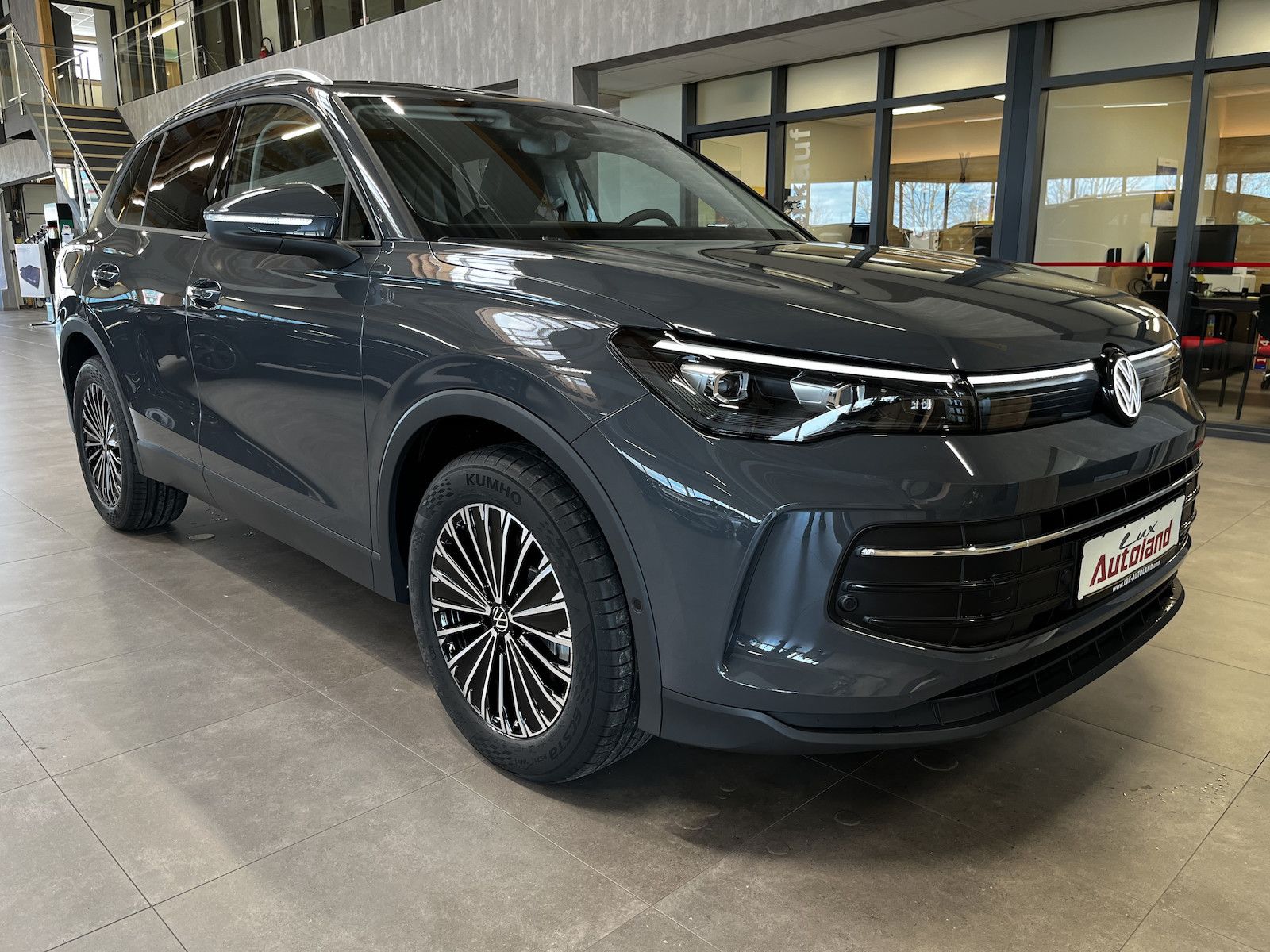 Volkswagen Tiguan TDI DSG Life AHK 5JG Kamera 18´ LED+ imagem 3