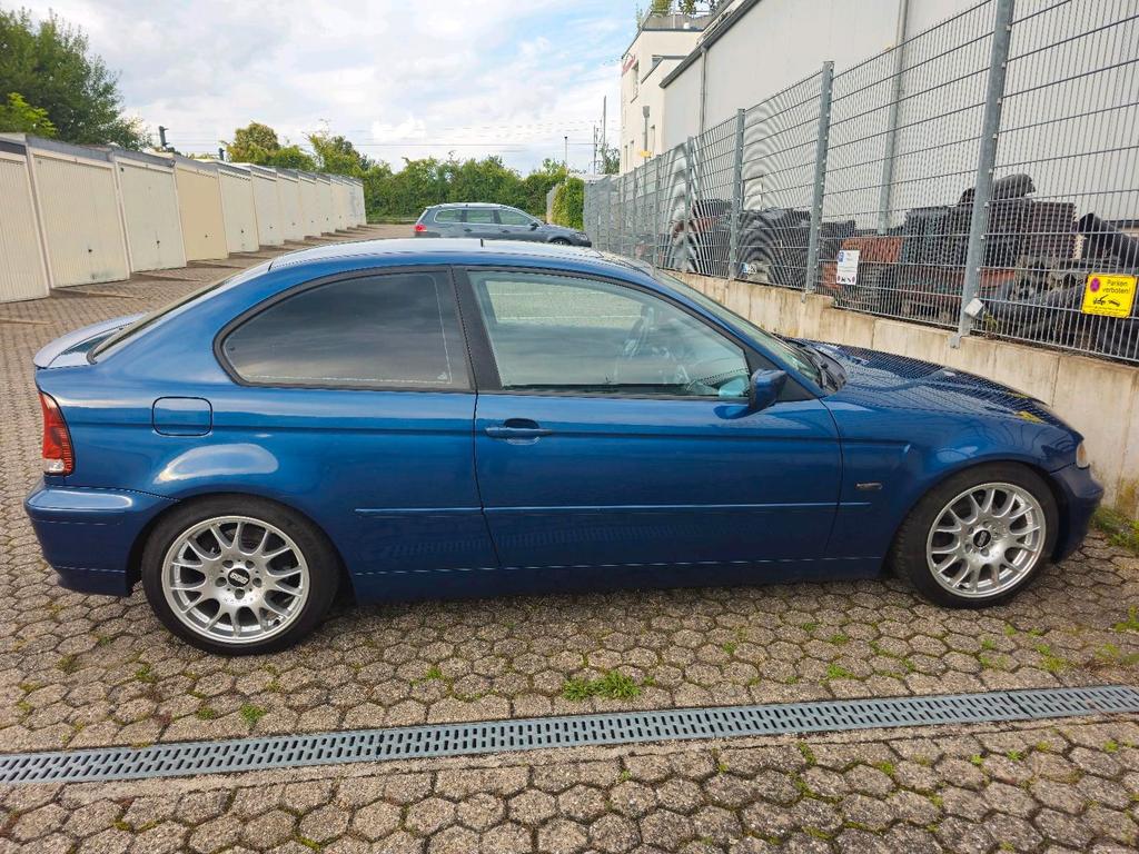 BMW 325