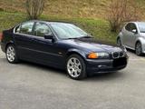 BMW 325xi fahrbereit und gepflegt - BMW 325 aus 2001: 325xi