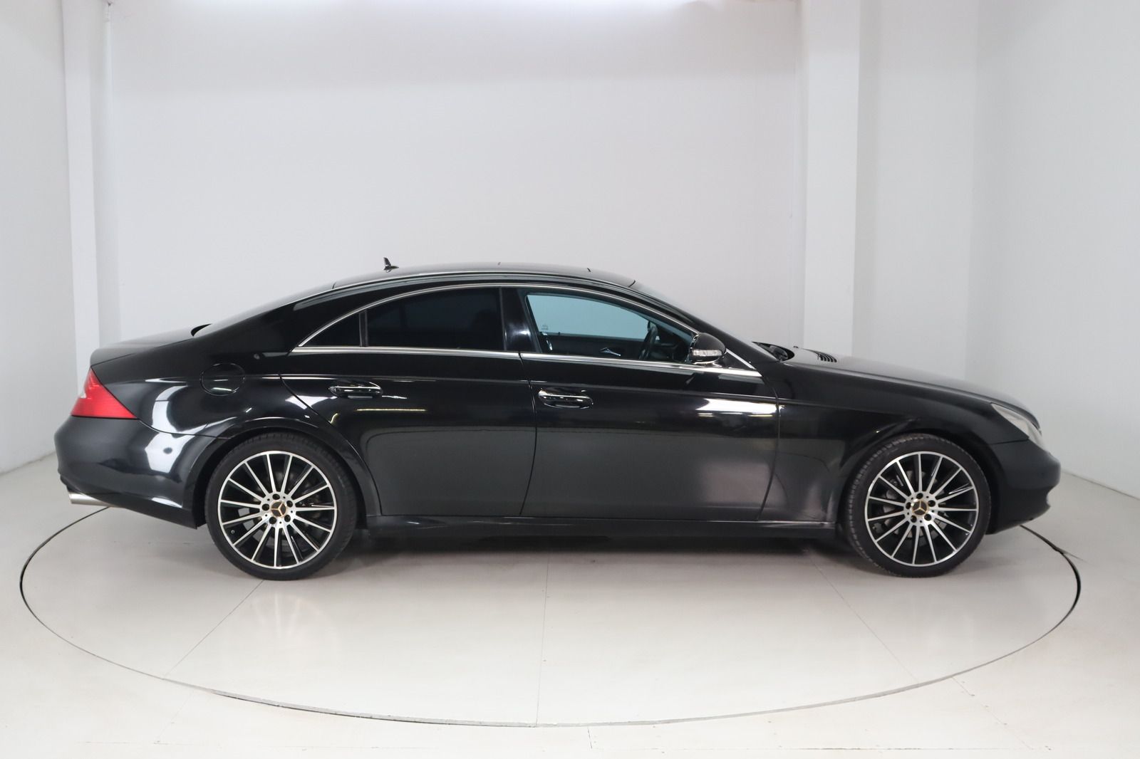 Fahrzeugabbildung Mercedes-Benz CLS 320 CDI Leder * Navi * Sitzheizung
