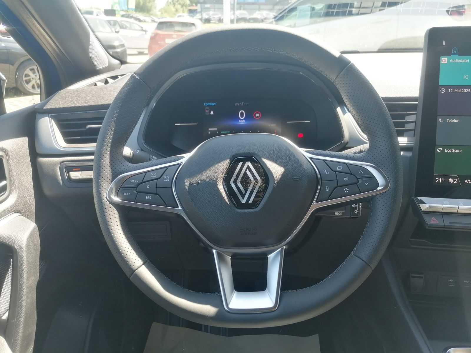 Fahrzeugabbildung Renault Captur TCe 90 TECHNO WINTERPAKET ALU 18"