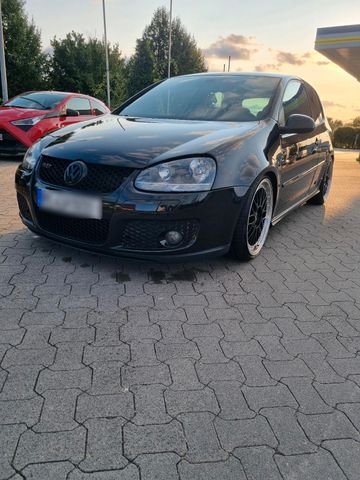 Volkswagen Golf 5 GTI *TÜV NEU*