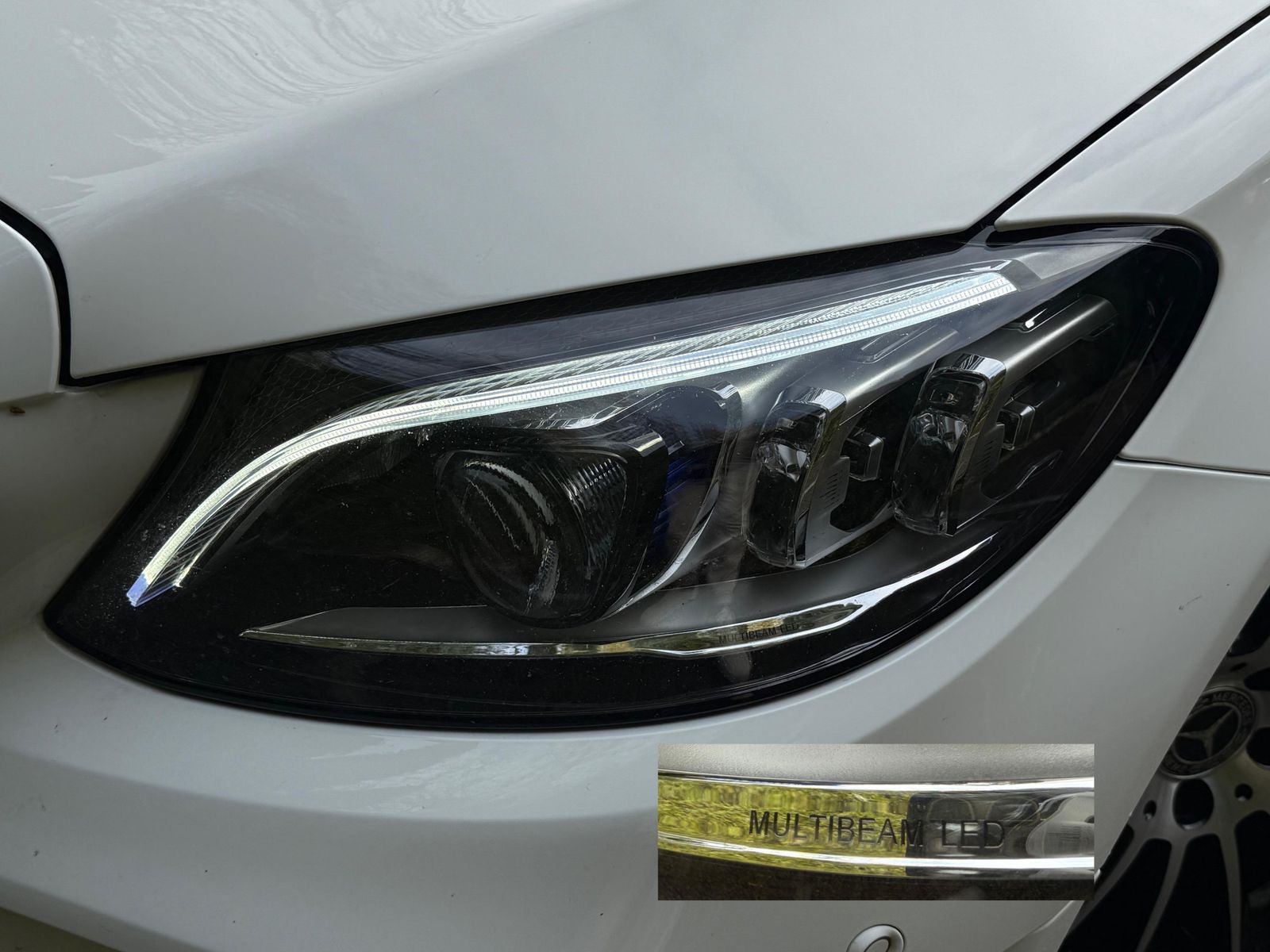 Fahrzeugabbildung Mercedes-Benz C 300 d 4M AMG-Line MULTIB+NIGHT+NAV+KAM+VIRTUAL