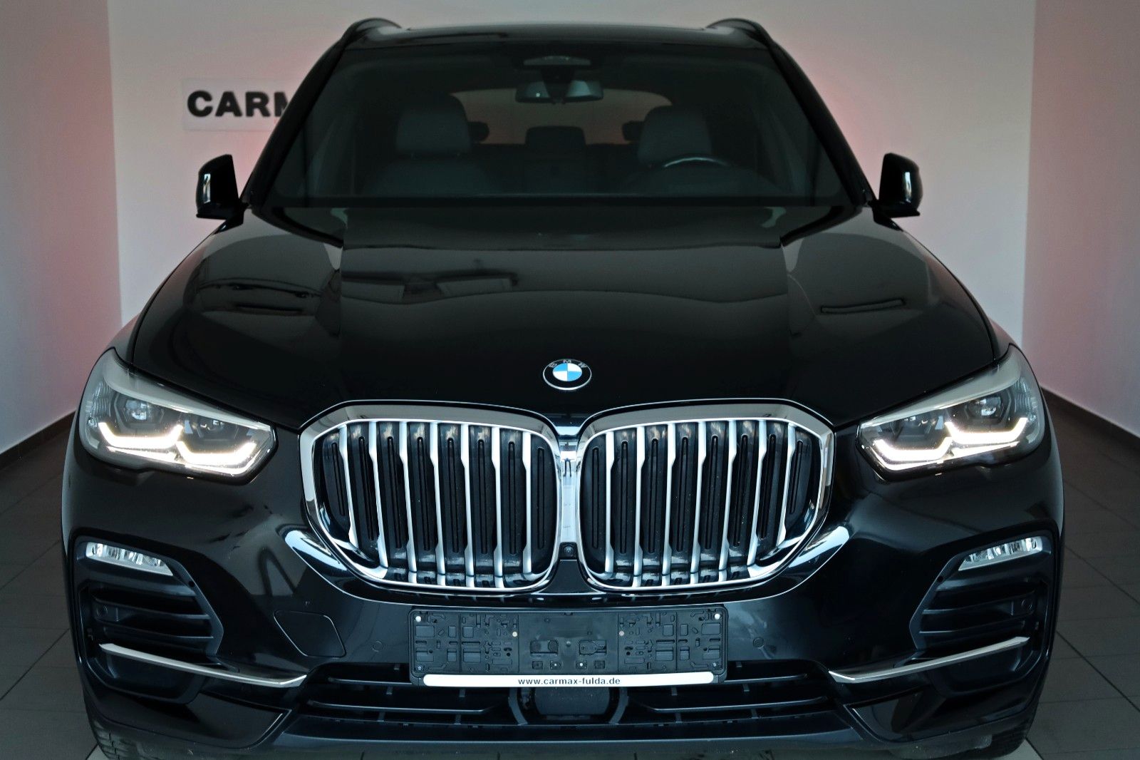 Fahrzeugabbildung BMW X5 xDrive 30d Leder,Navi,LED,PanDach,HeadUp,360°