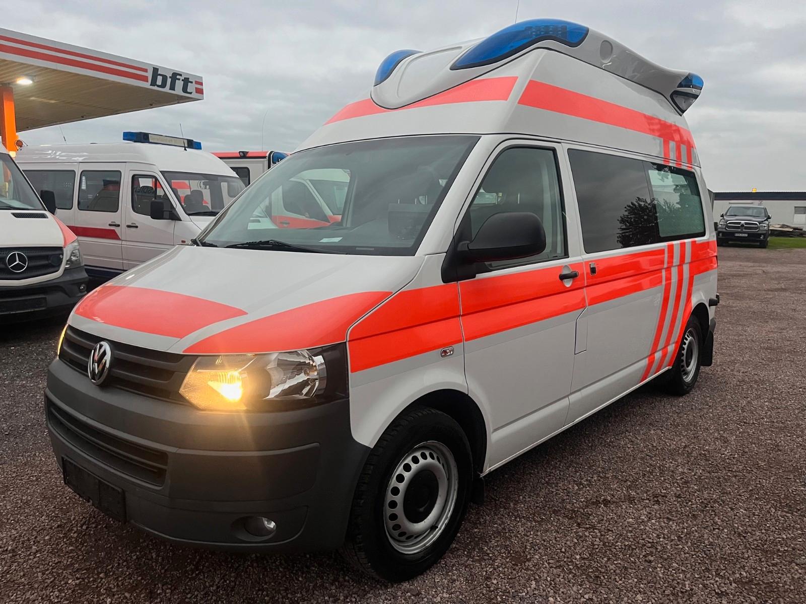 Volkswagen T5 AMBULANZ HORNIS