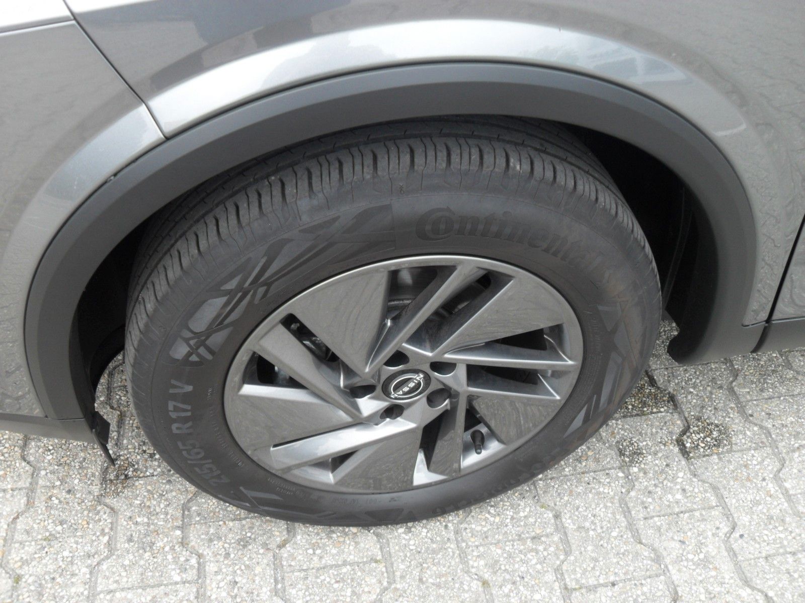 Fahrzeugabbildung Nissan Qashqai 1,3 MHEV Acenta | Navi | Winterpaket