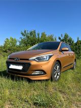 Hyundai i20 1.4 CRDi Style (DIESEL) - Hyundai i20: Crdi