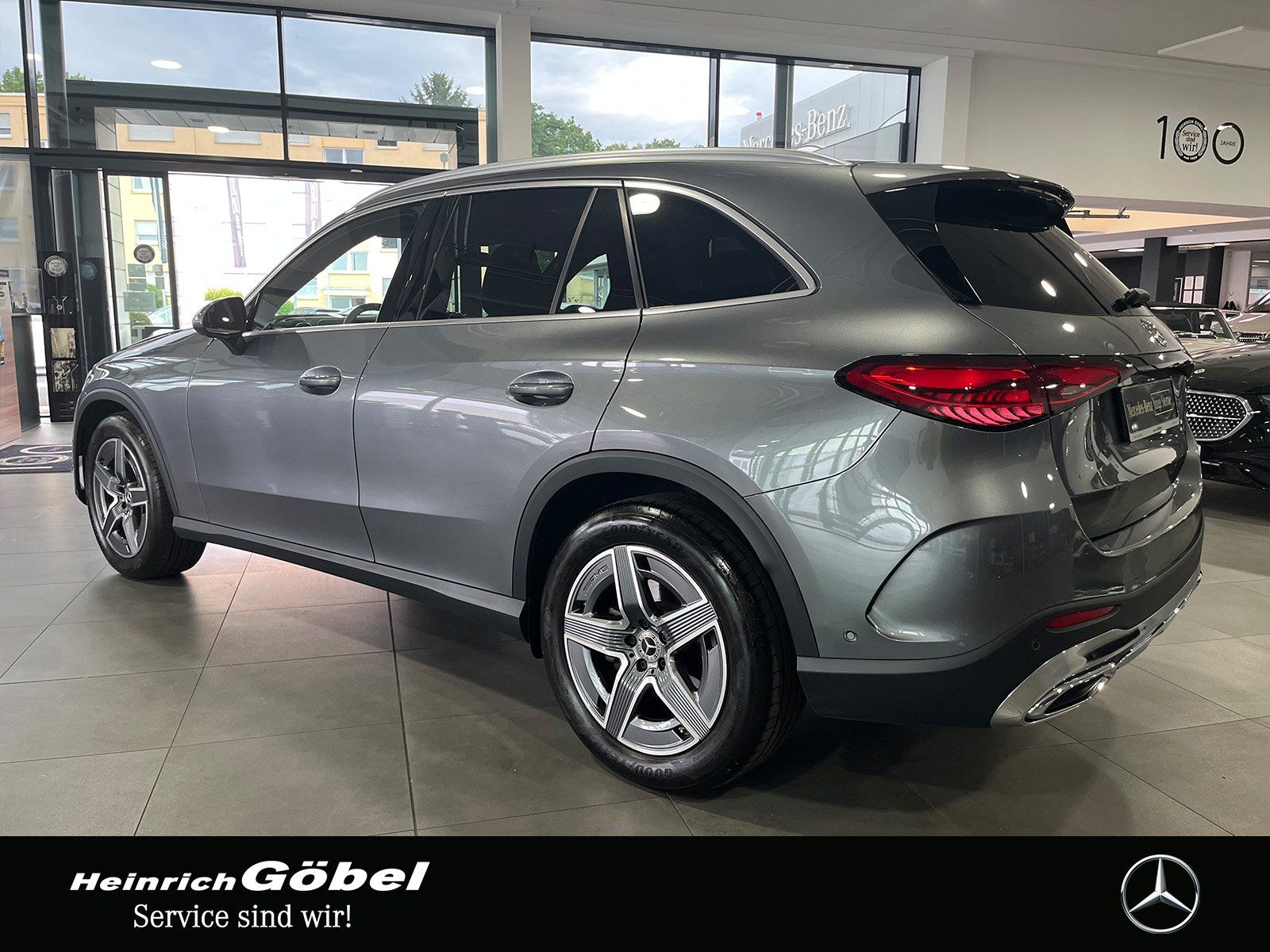 Fahrzeugabbildung Mercedes-Benz GLC 300 4M AMG+PANO+AHK+LED+KAMERA+NAVI+MEMORY