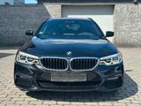 BMW 530 d Touring  M-Sport*Leder*E-Sitze*Kamera* - BMW 530: Kombi, 530d M Sport