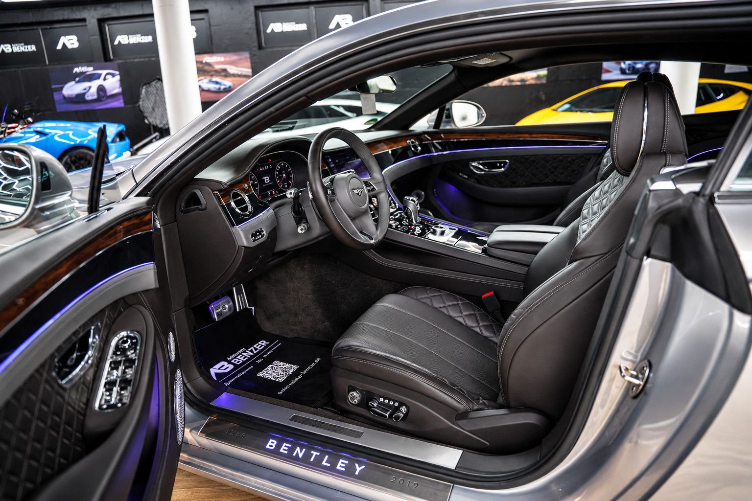 Fahrzeugabbildung Bentley Continental GT W12 First Edition *Rotation*B&O*