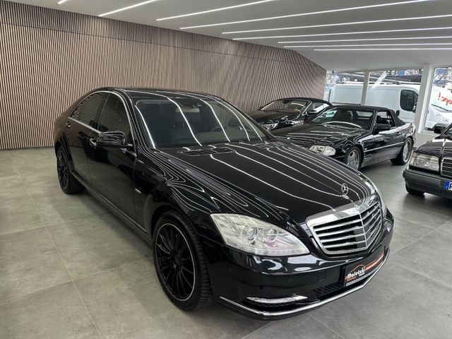 Mercedes-Benz S 400 Hybrid*Distronic*Memory*Softclose*4xSitzHz