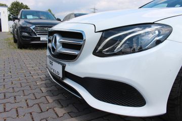 Mercedes E 200 - 8