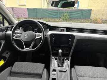 Volkswagen Passat Variant - 9