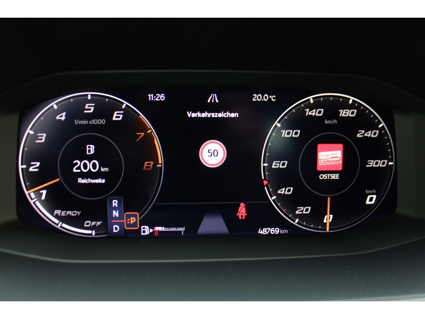 Fahrzeugabbildung CUPRA Leon 2.0 TSI VZ DSG ACC LED Navi PDC RFK SHZg DA