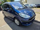 Peugeot 1007 Premium TÜV Neu - Peugeot 1007 mit Benzin-Antrieb: Automatik