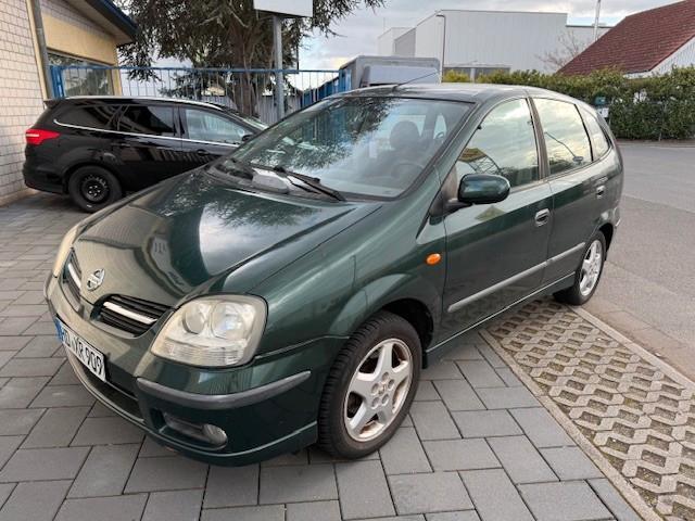 Nissan Almera Tino Acenta plus Rückfahrkamera HU/AU Neu