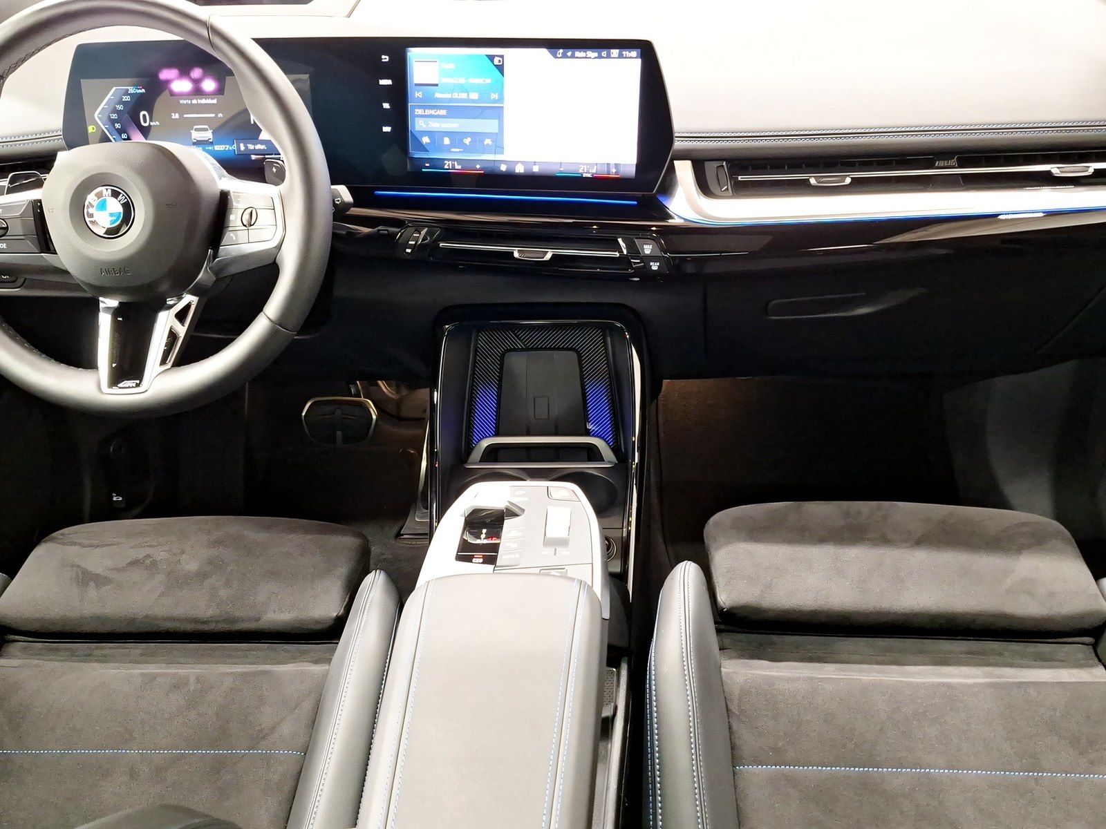 BMW 223 Active Tourer - Bild 7