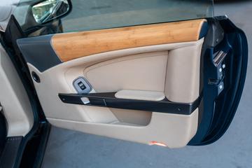 2004 Aston Martin DB9 缩略图 33