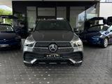 Mercedes-Benz GLE 450 4M AMG|NIGHT|MBUX|St.Hz|360°Kamera|elAHK - mit Benzin-Antrieb: Grau, Geländewagen