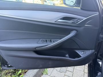 BMW 530 - 6