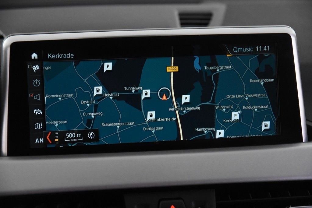 BMW X1 sDrive18i *1.Hand*Navi*Standheizung*EHK* foto 17