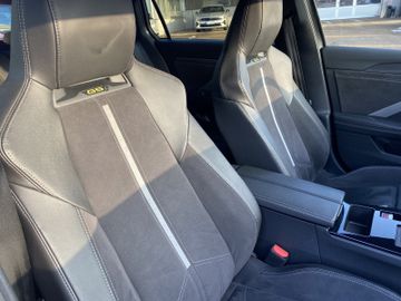 Bild 12 Opel Astra GSe ST AT8/NAVI/SHZ+LHZ/PDC VO+HI+360CAM