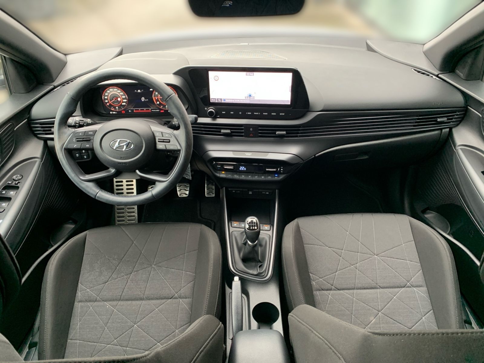 Fahrzeugabbildung Hyundai BAYON 1.0 T-GDI Connect & Go Navi BOSE