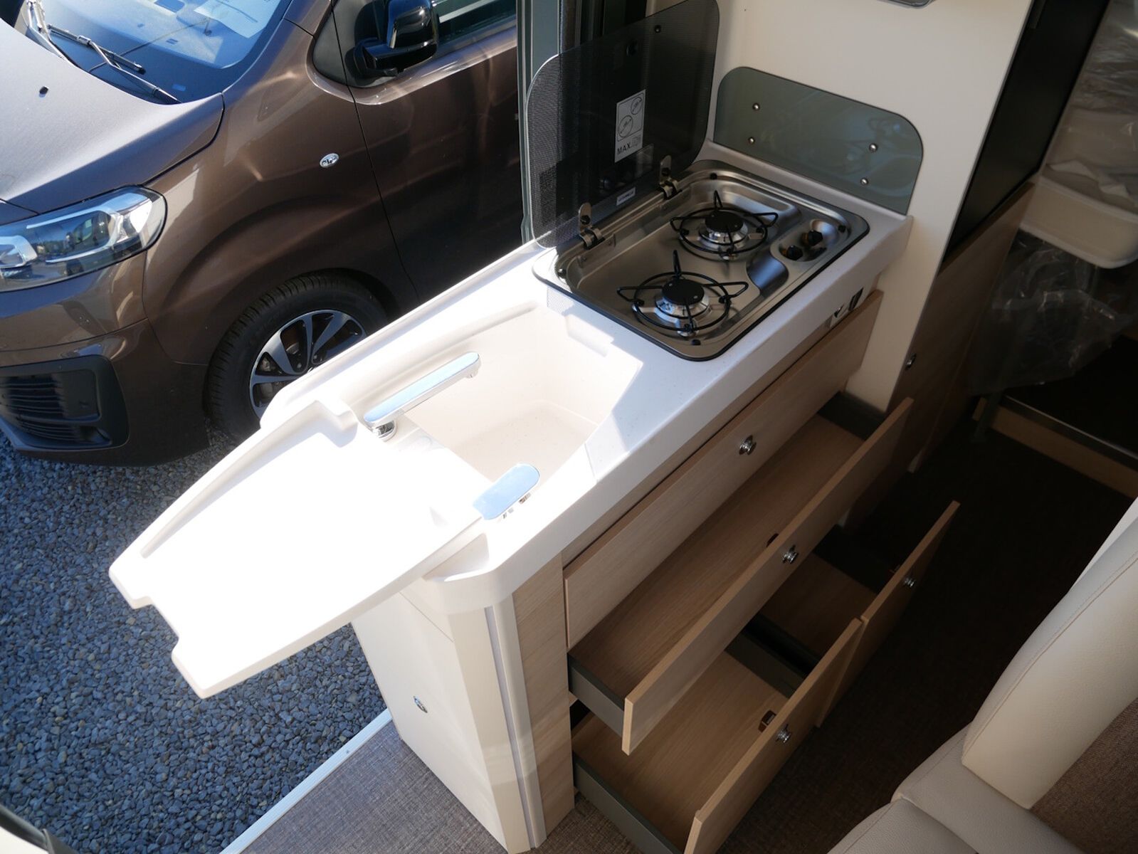 Fahrzeugabbildung Eura Mobil Van V 635 EB Klimaauto., Solar, Fahrassistenzpak