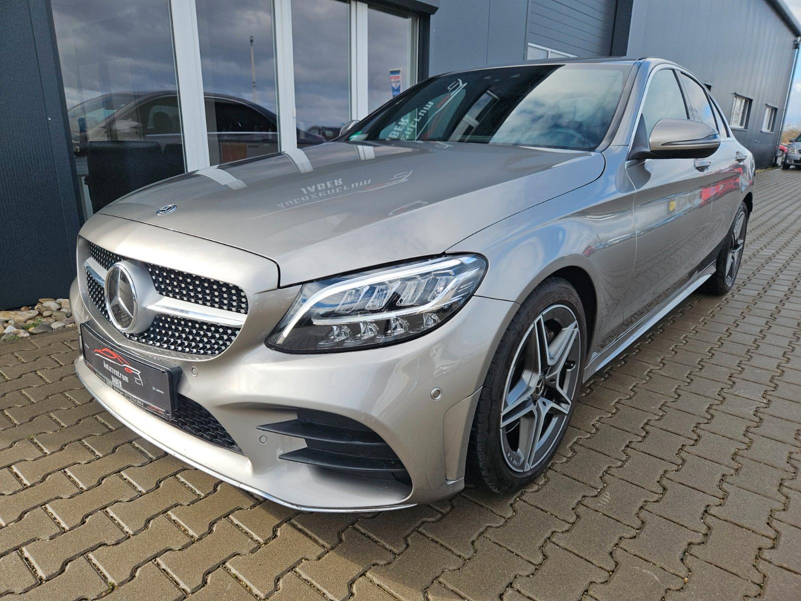 Mercedes-Benz C300 AMG Line, HUD, Distronic, AHK, 8 Räder