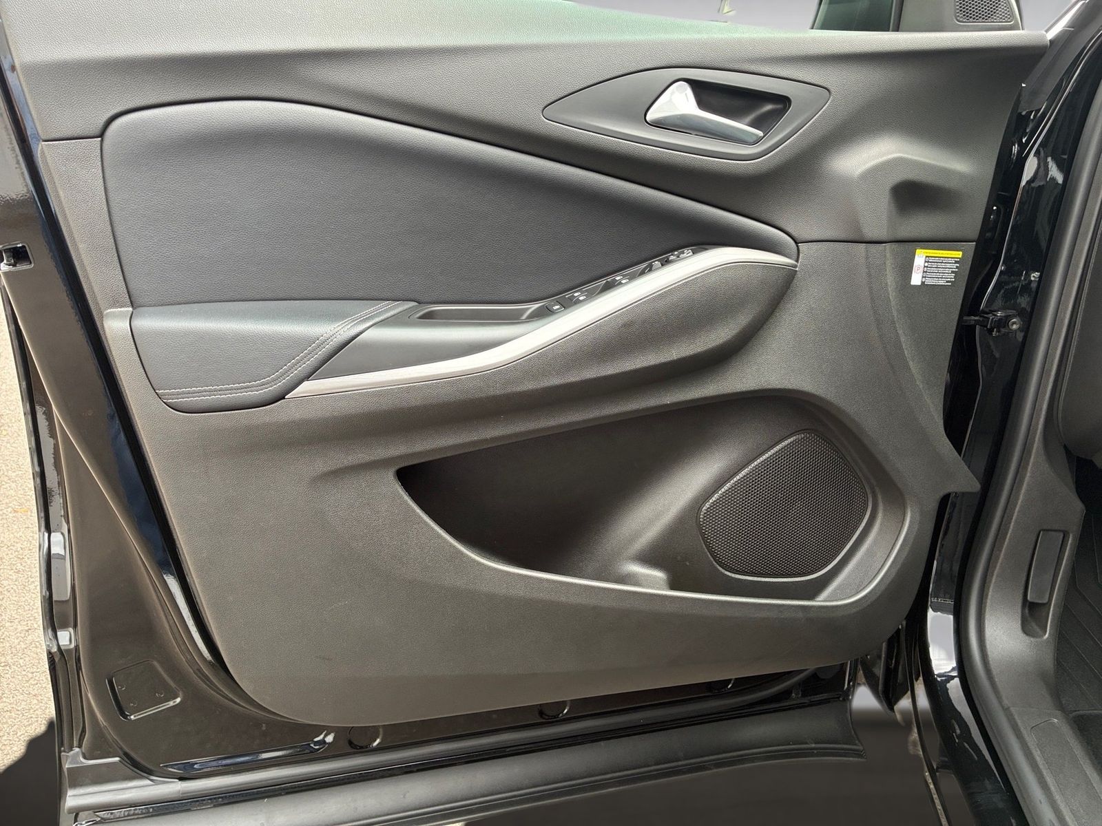 Fahrzeugabbildung Opel Grandland 1.2 Turbo Elegance 360,KlimaA,LED,Navi