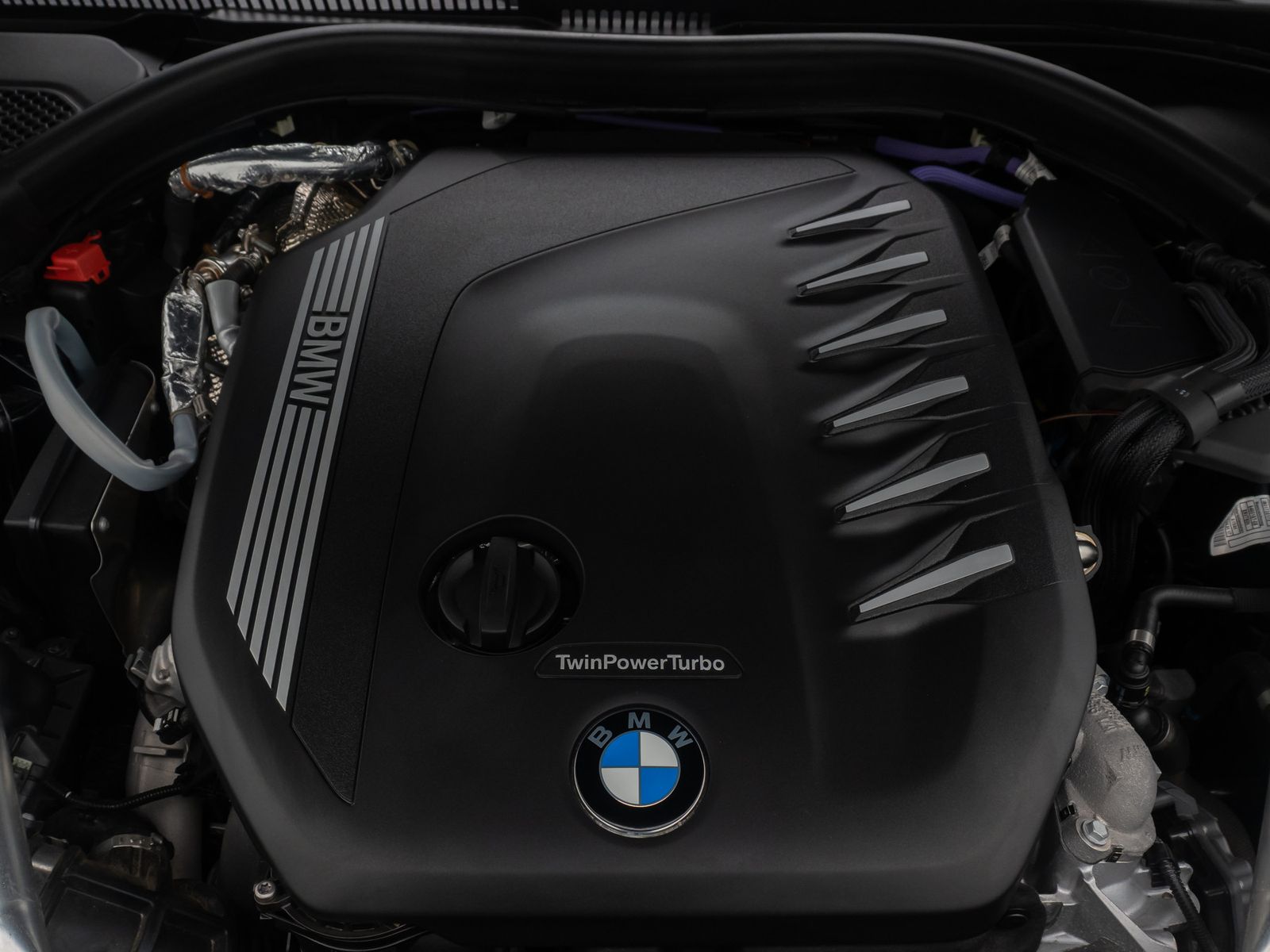 Fahrzeugabbildung BMW 530d  M Sport HUD DAB 4*Klima Laser Kamera Pano