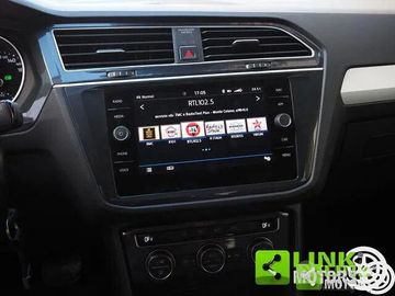 Volkswagen Tiguan - 12
