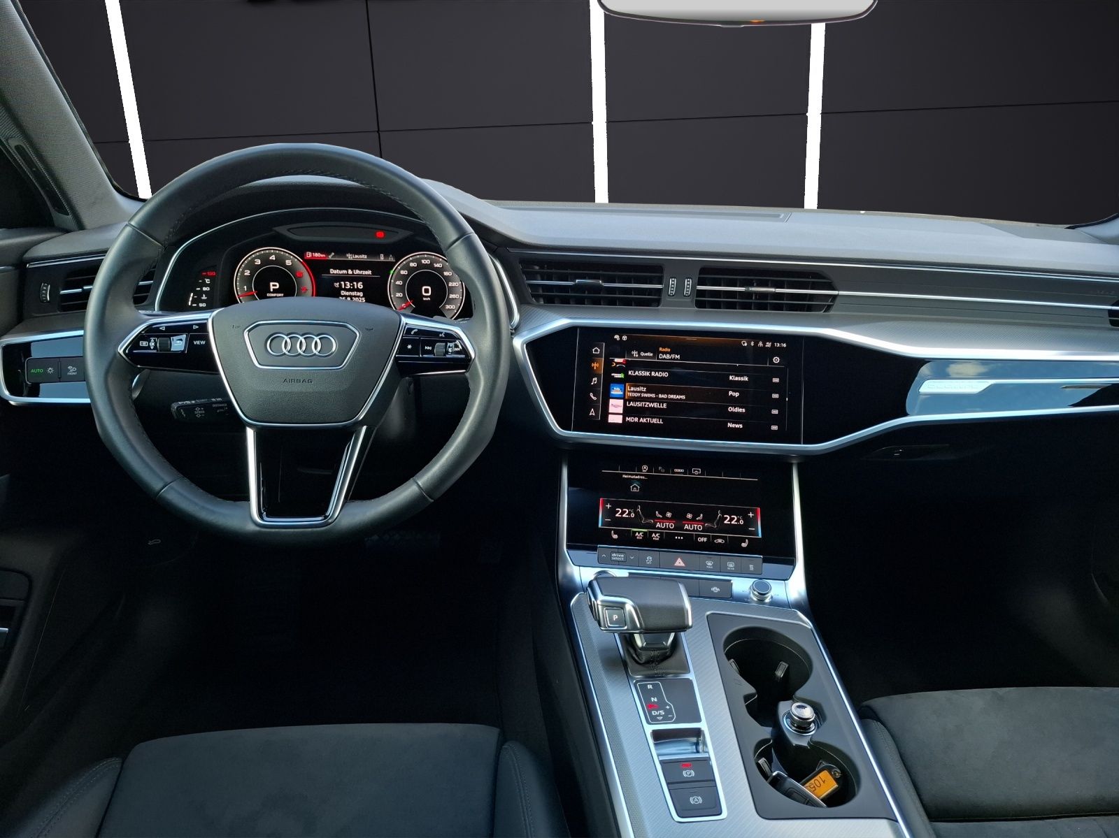 Fahrzeugabbildung Audi A6 Avant 55 TFSI sport quattro STH Matrix Luft A