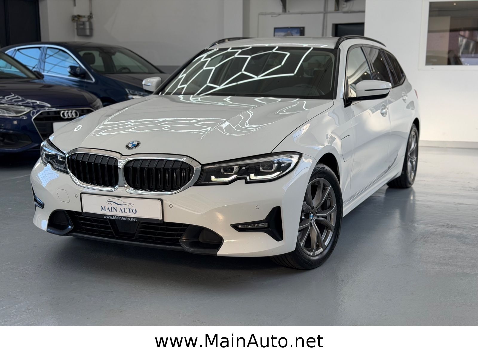 BMW 320e Sport Line/HiFi/LED/SPUR/Ambiente/ACC/WiFi imagem 3