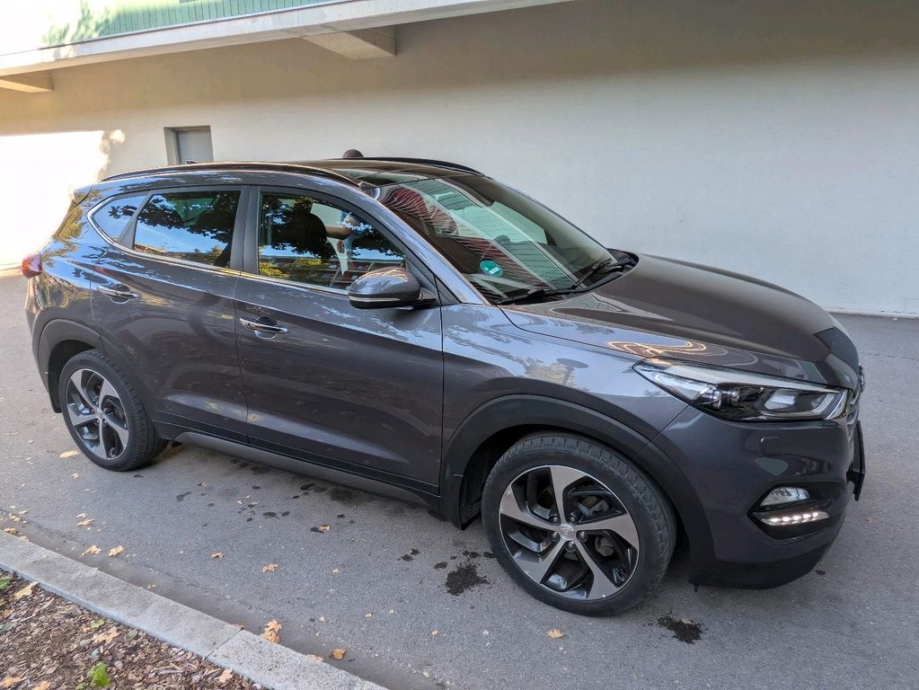 Image of Hyundai TUCSON