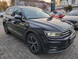 Volkswagen Tiguan 1.4 TSI DSG Sound * 1.Hand * Top Extras * - VW Tiguan Gebrauchtwagen in Frankfurt