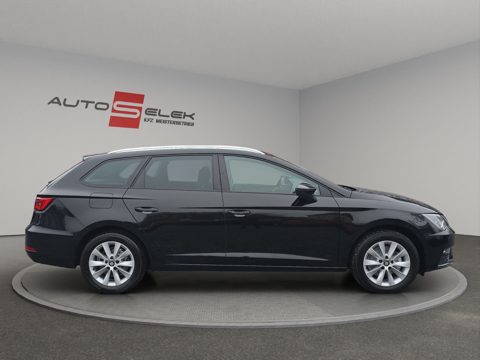 Fahrzeugabbildung SEAT Leon ST Style/VOLL LED/SEAT SOUND/FULL LINK/NAVI