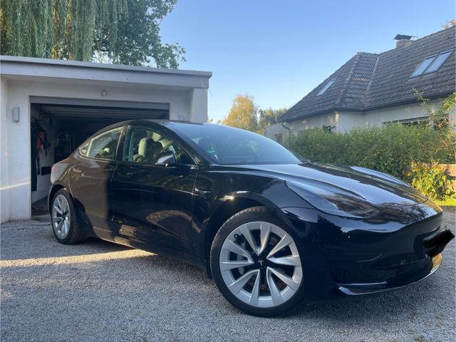 Tesla Model 3 Hinterradantrieb RWD RWD