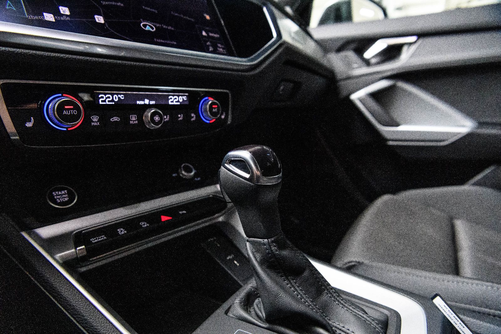 Fahrzeugabbildung Audi Q3 Sportback 35 TFSI S line *LED *Daytona