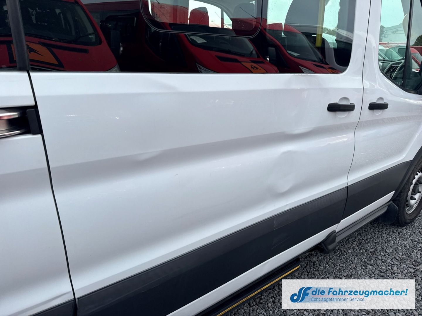 Fahrzeugabbildung Ford Transit Kombi 350 L3 Trend 2.2 TDCi DPF *1683 *K