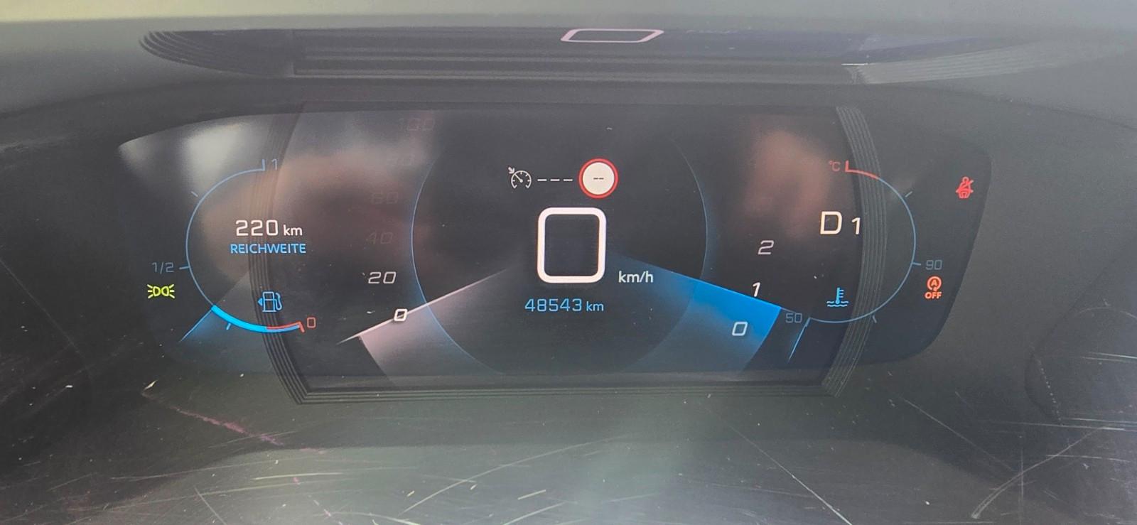 Peugeot 2008 Allure Pack SH*LED*EPH*TEMPOMAT*DAB*KAMERA
