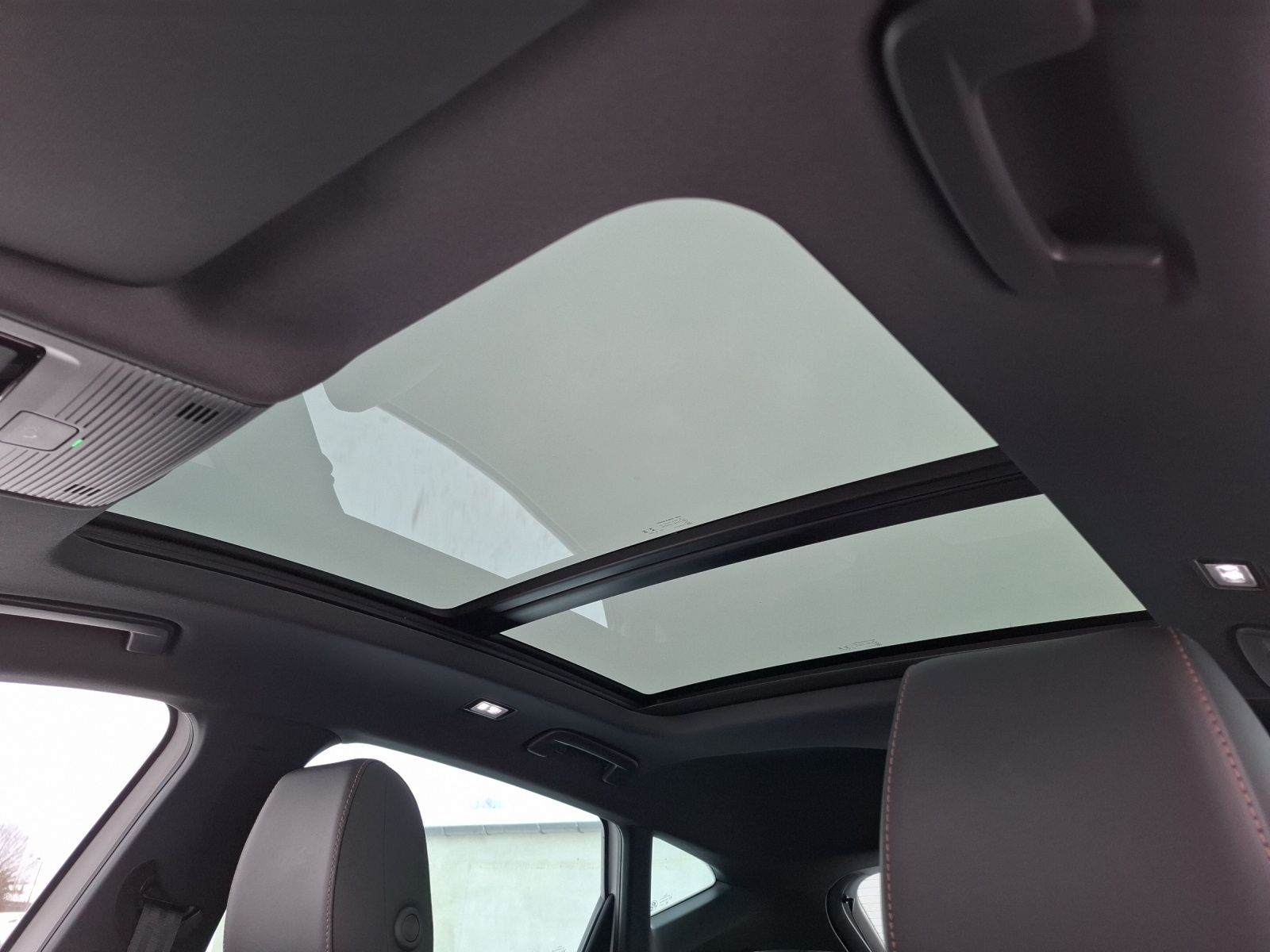 Fahrzeugabbildung CUPRA Formentor TSI DSG 4Drive LED Navi Pano AID ACC R